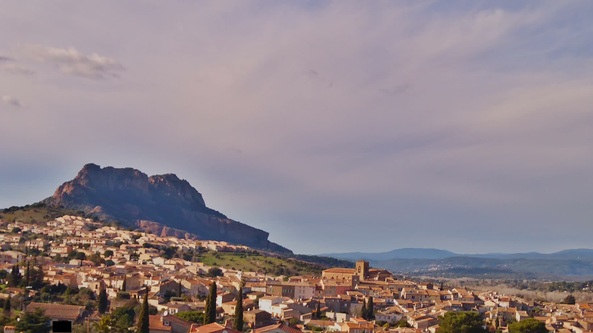 Roquebrune-sur-Argens City View Live Cam - Draguignan, Var, Provence-Alpes-Cote d’Azur, France