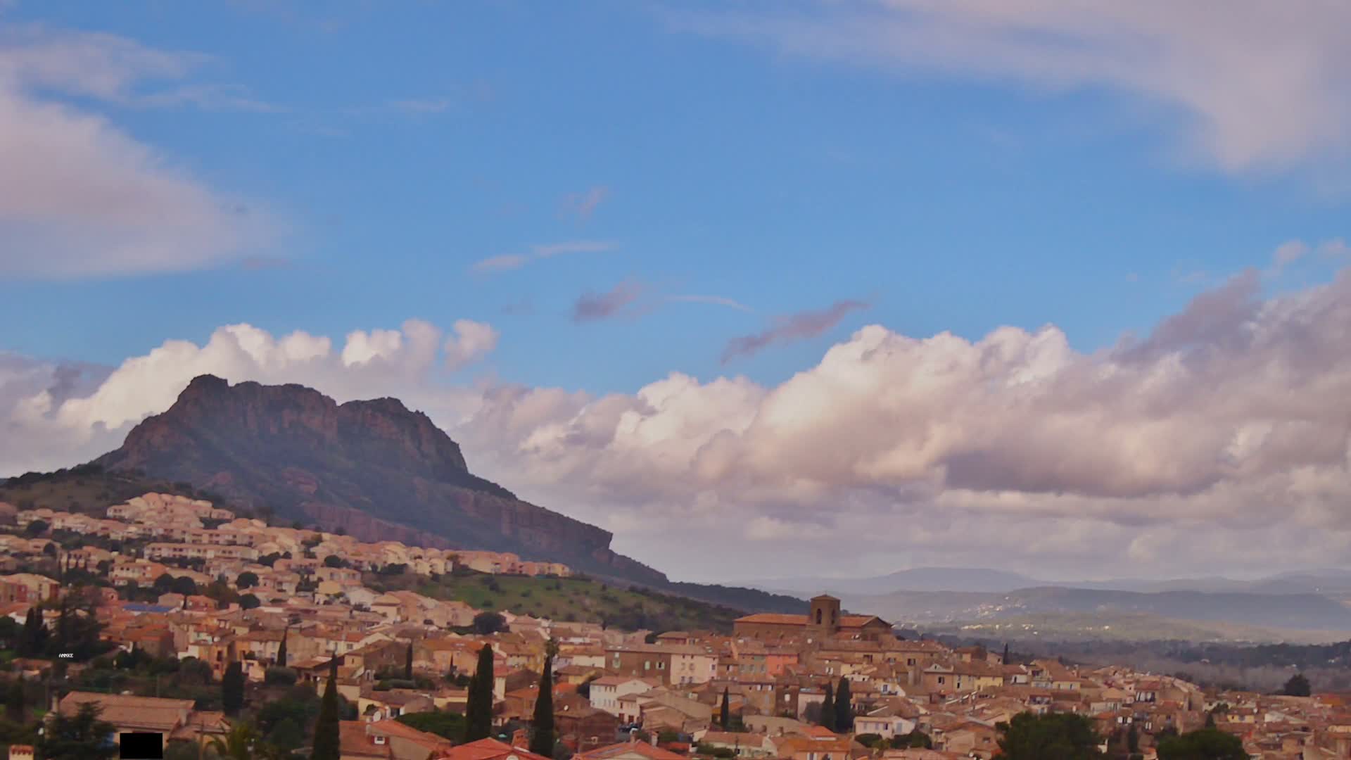 Roquebrune-sur-Argens City View Live Cam - Draguignan, Var, Provence-Alpes-Cote d’Azur, France