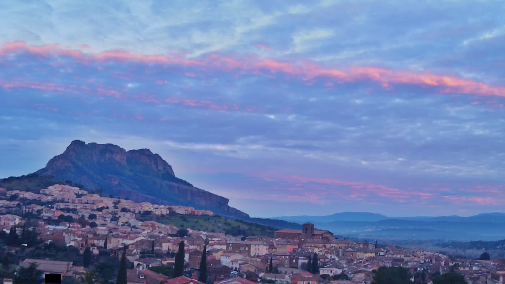 Roquebrune-sur-Argens City View Live Cam - Draguignan, Var, Provence-Alpes-Cote d’Azur, France
