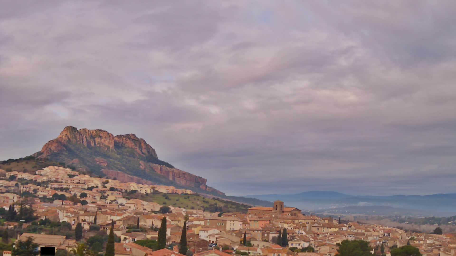 Roquebrune-sur-Argens City View Live Cam - Draguignan, Var, Provence-Alpes-Cote d’Azur, France