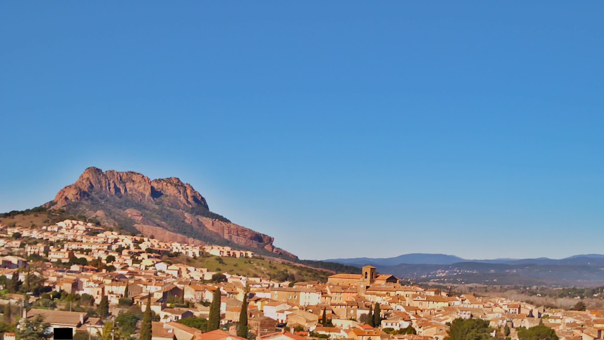 Roquebrune-sur-Argens City View Live Cam - Draguignan, Var, Provence-Alpes-Cote d’Azur, France