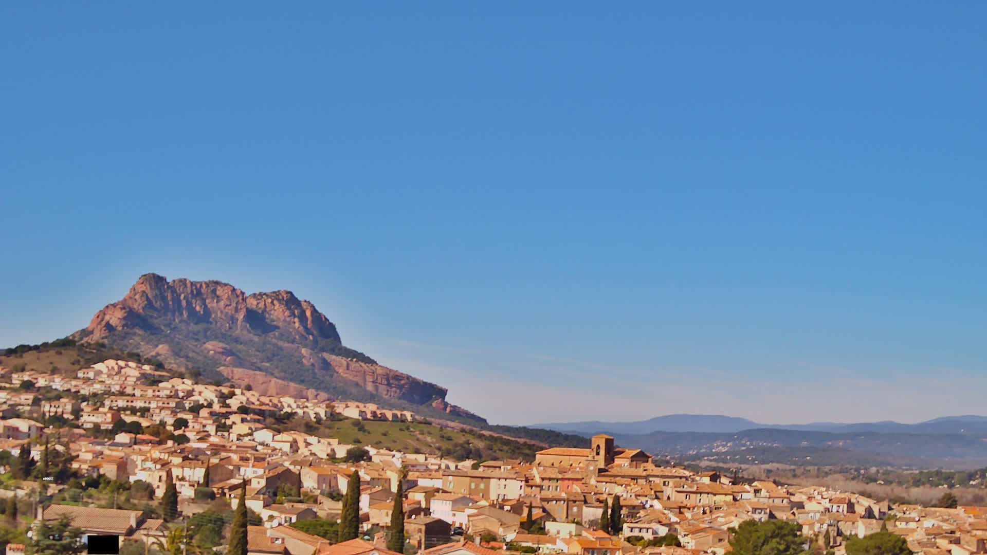 Roquebrune-sur-Argens City View Live Cam - Draguignan, Var, Provence-Alpes-Cote d’Azur, France