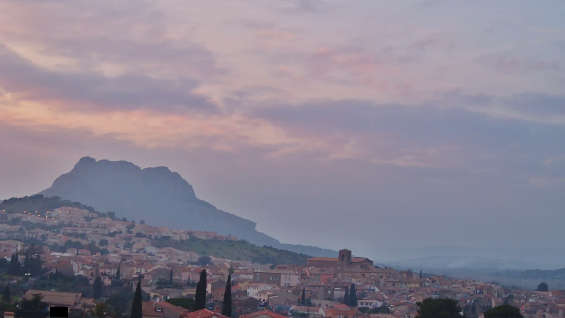 Roquebrune-sur-Argens City View Live Cam - Draguignan, Var, Provence-Alpes-Cote d’Azur, France