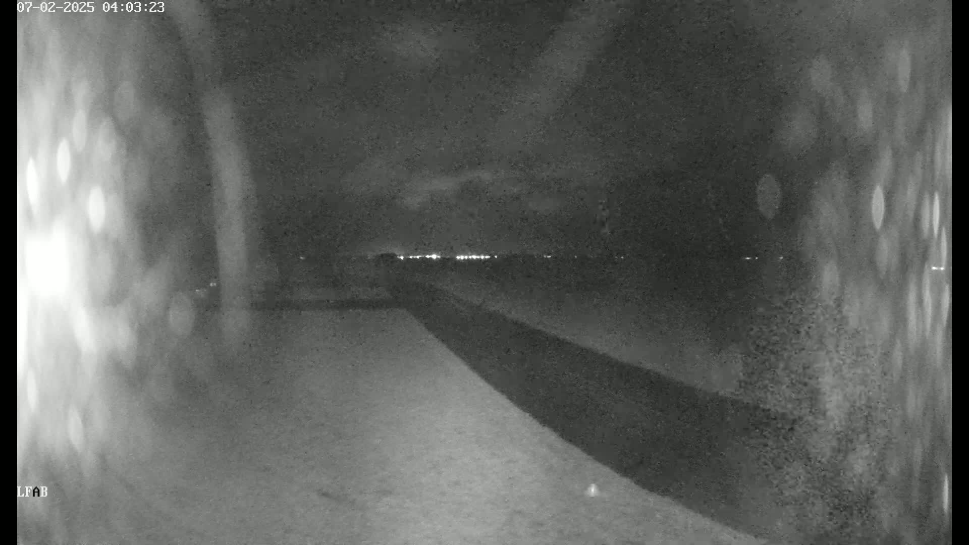 Arodrome de Dieppe Saint Aubin Airport Taxiway Live Cam DPE/LFAB- Dieppe, Seine-Maritime, Normandie, France