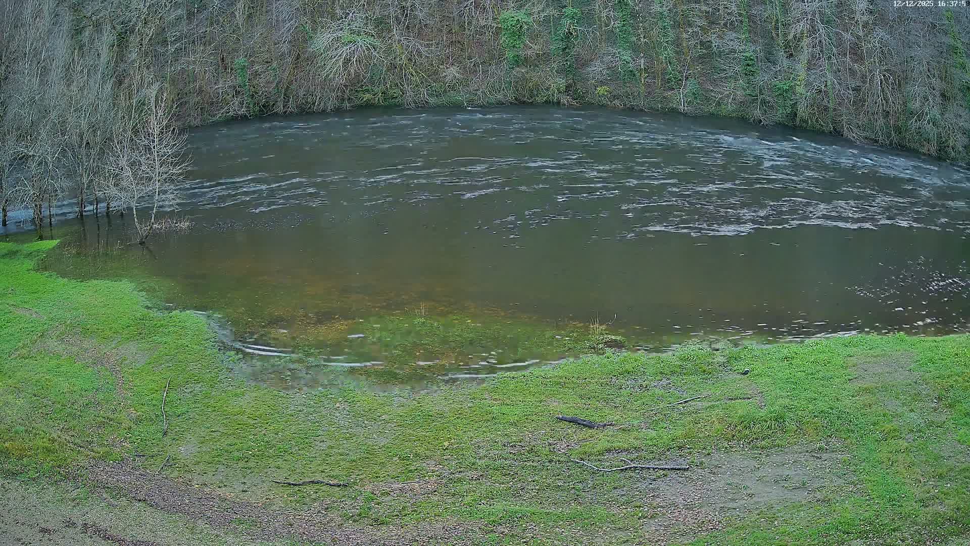 Montarnal Historic Village & Lot Riviere (River) Live Cam - Rodez, Aveyron, Occitanie, France
