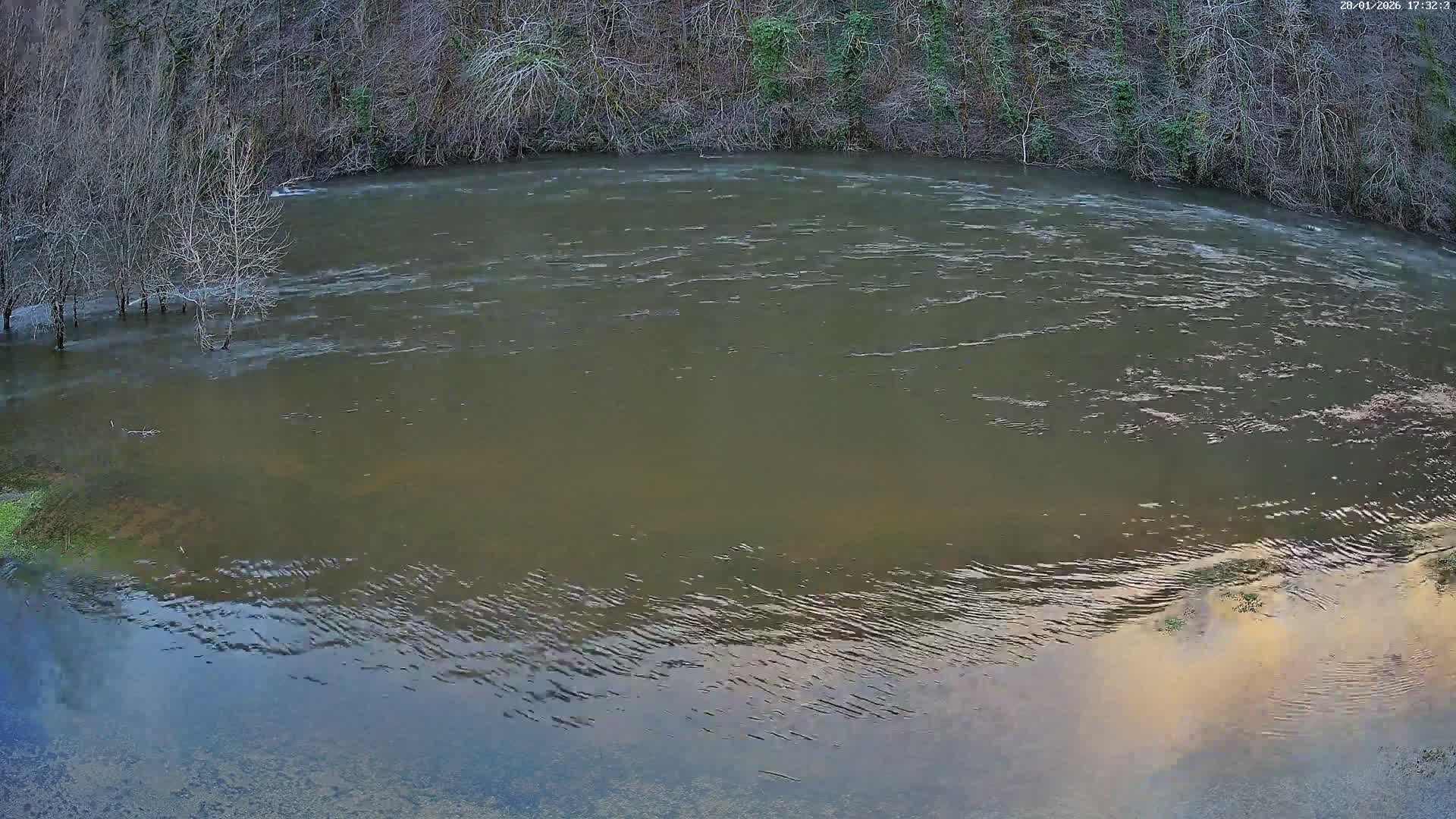 Montarnal Historic Village & Lot Riviere (River) Live Cam - Rodez, Aveyron, Occitanie, France