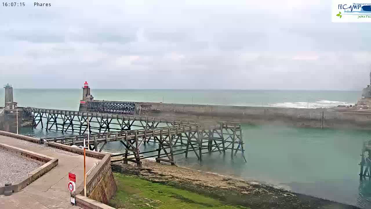Fecamp City & Port Live Cam - Le Havre, Seine-Maritime, 	Normandie, France