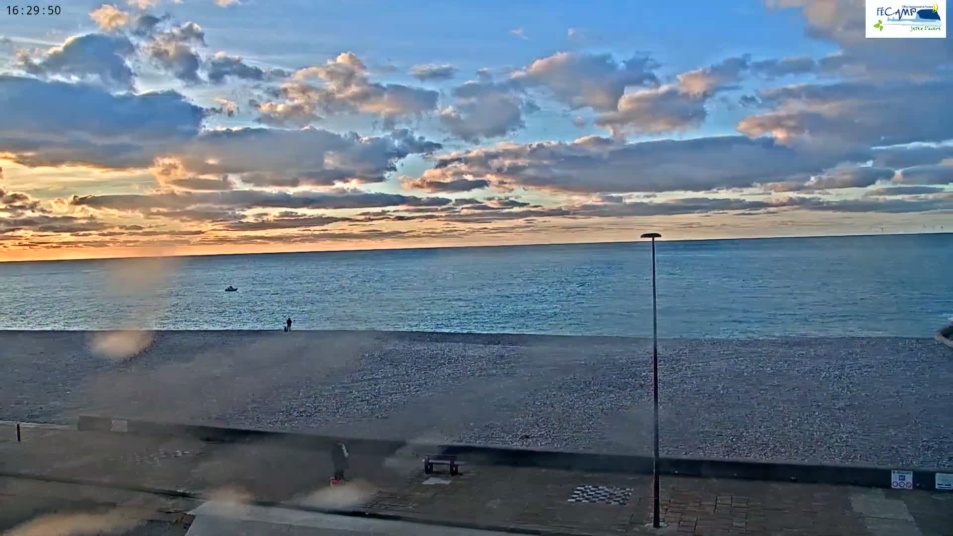 Fecamp City & Port Live Cam - Le Havre, Seine-Maritime, Normandie, France