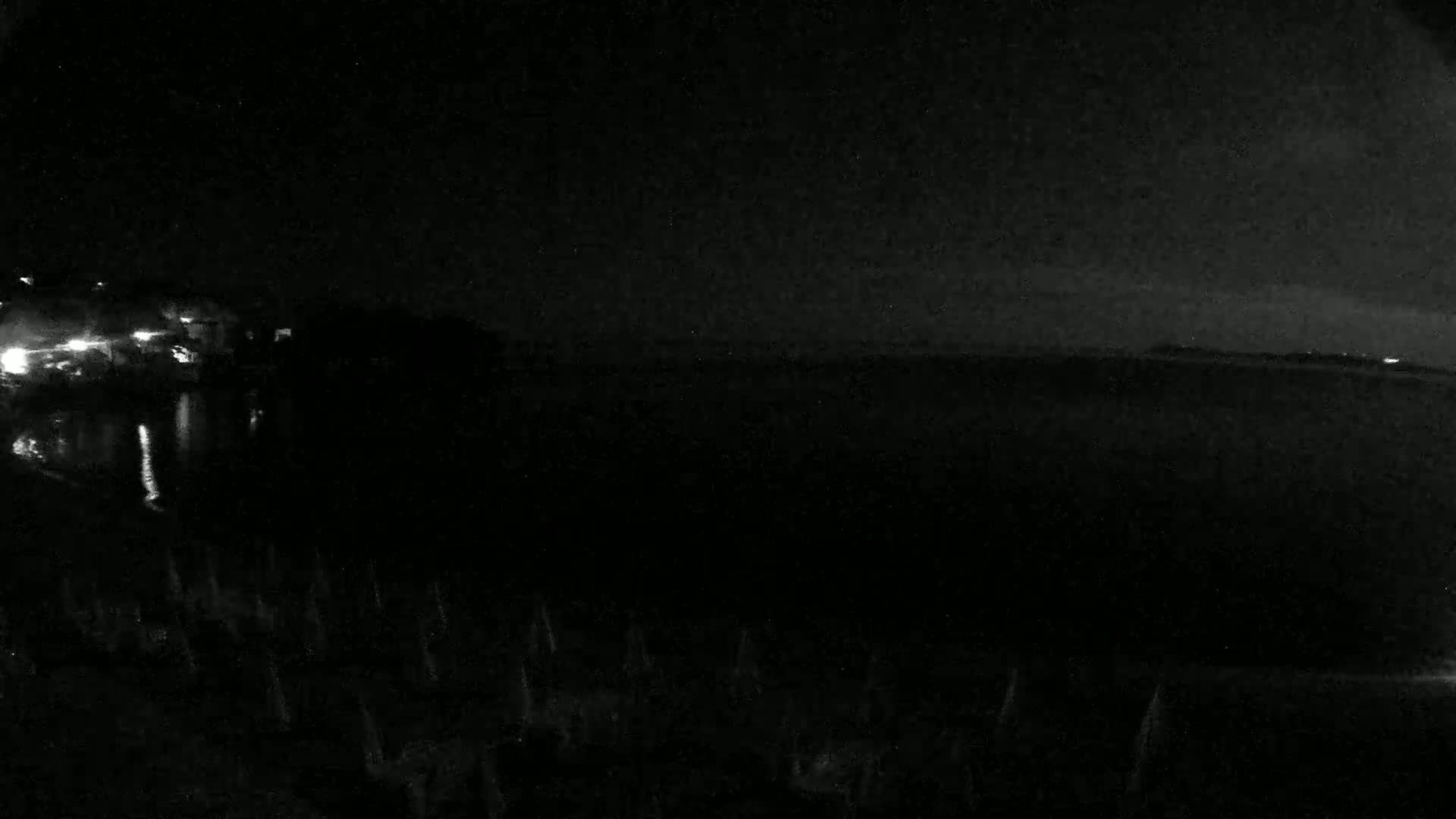 Le Lavandou , Aiguebelle Beach Live Cam - Toulon, Var, Provence-Alpes-Cote d’Azur, France