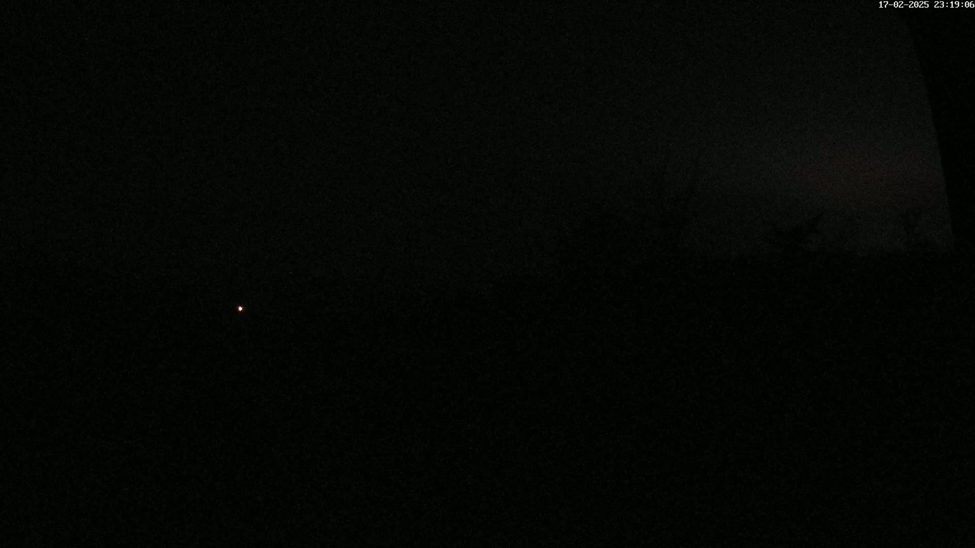 Montpincon Mountain Live Cam - Lisieux, Calvados, Normandie, France