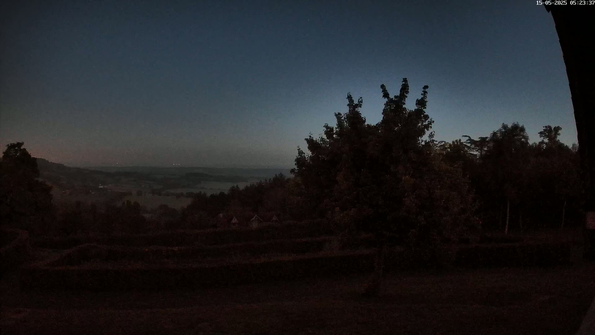 Montpincon Mountain Live Cam - Lisieux, Calvados, Normandie, France