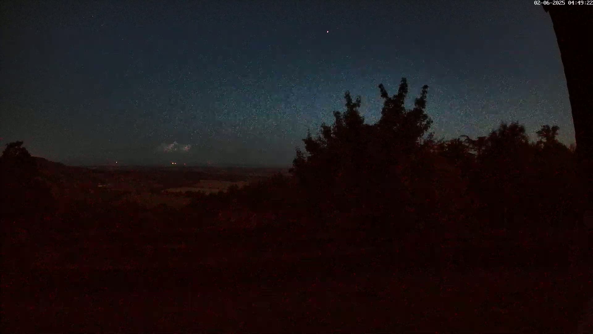 Montpincon Mountain Live Cam - Lisieux, Calvados, Normandie, France