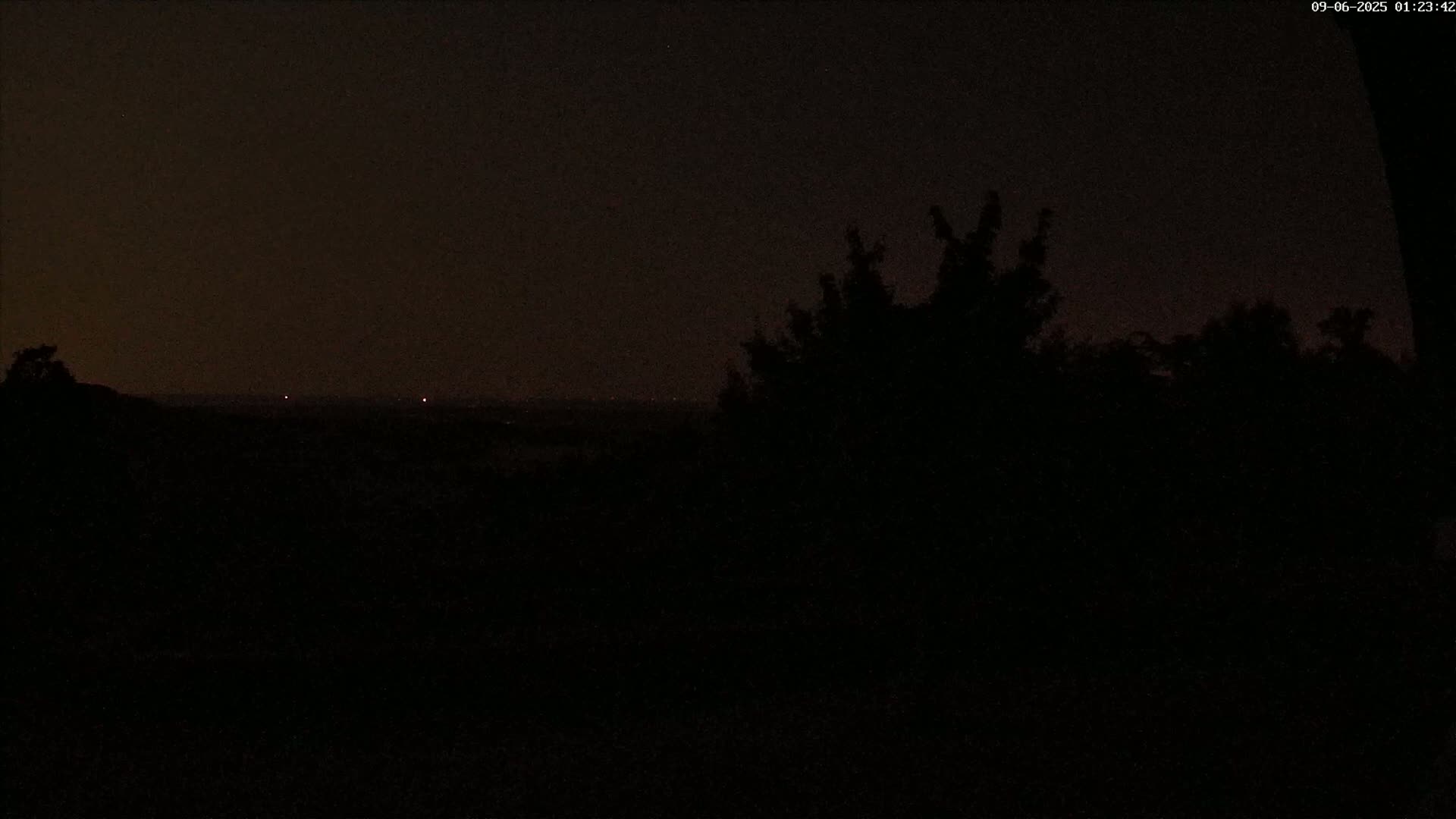 Montpincon Mountain Live Cam - Lisieux, Calvados, Normandie, France
