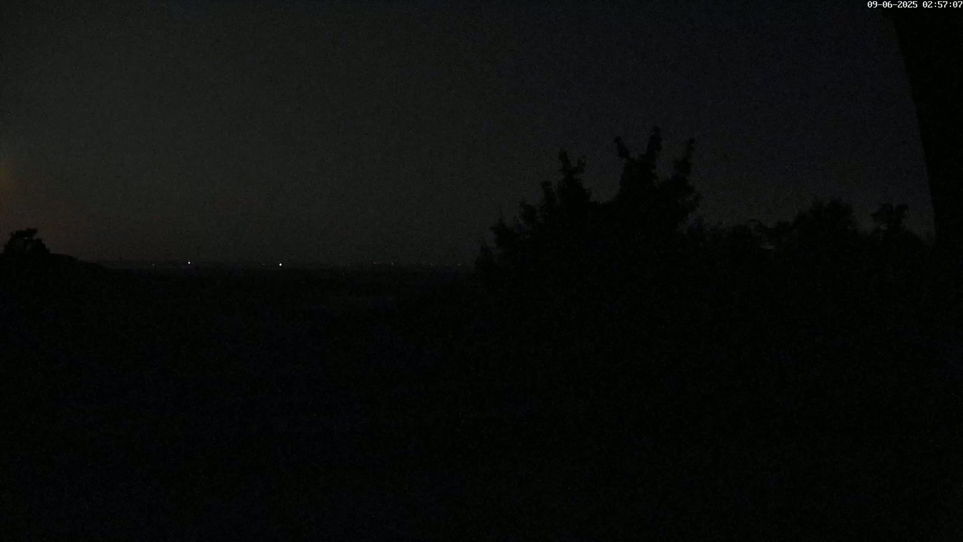 Montpincon Mountain Live Cam - Lisieux, Calvados, Normandie, France