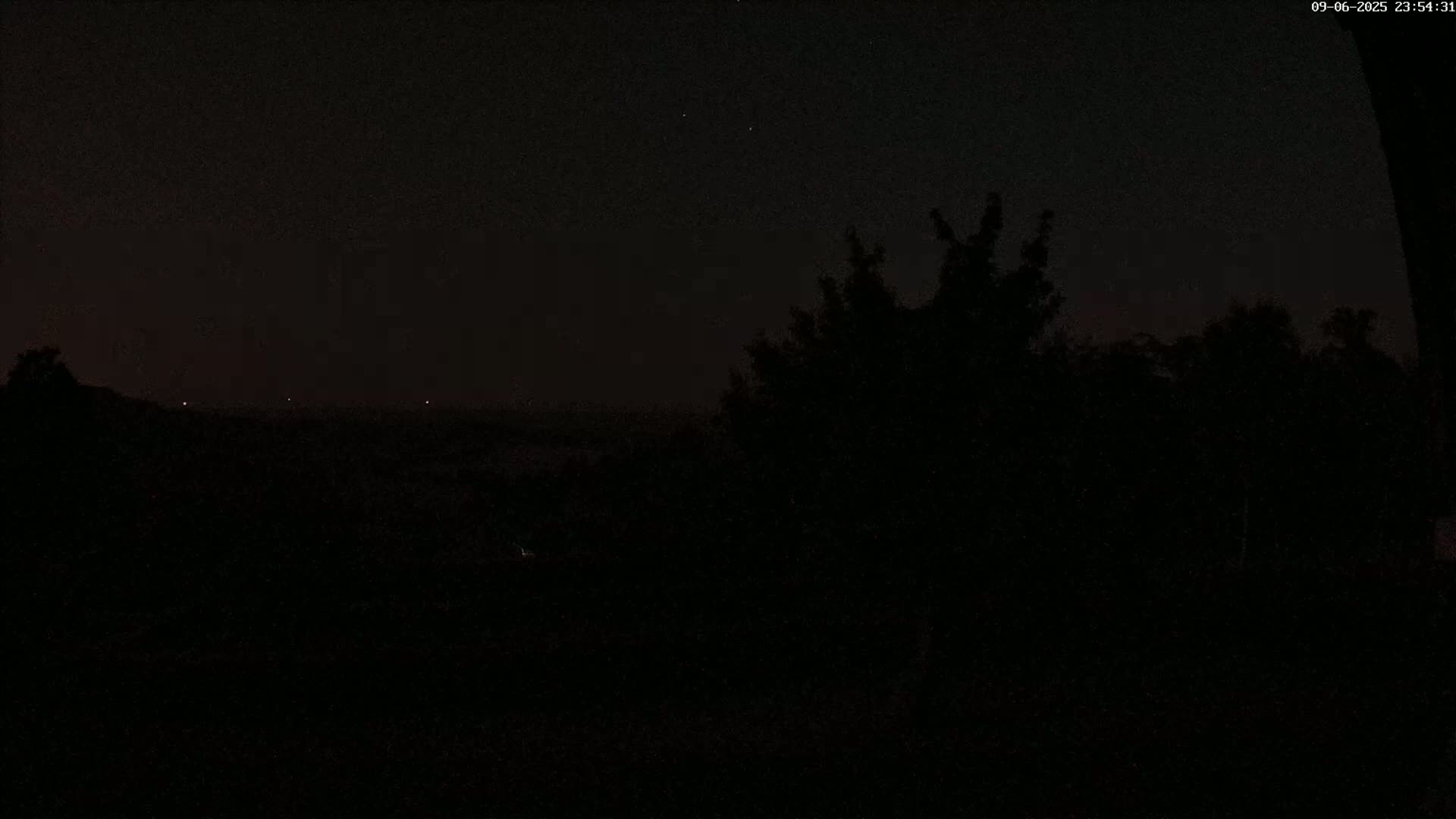 Montpincon Mountain Live Cam - Lisieux, Calvados, Normandie, France