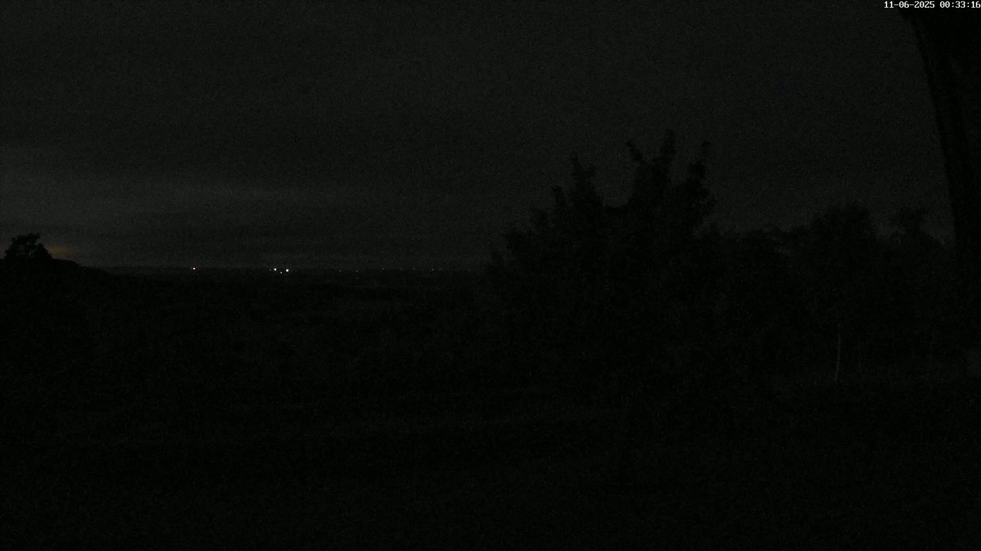 Montpincon Mountain Live Cam - Lisieux, Calvados, Normandie, France