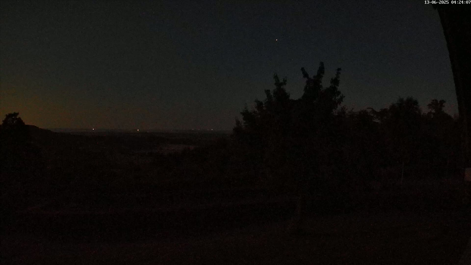 Montpincon Mountain Live Cam - Lisieux, Calvados, Normandie, France