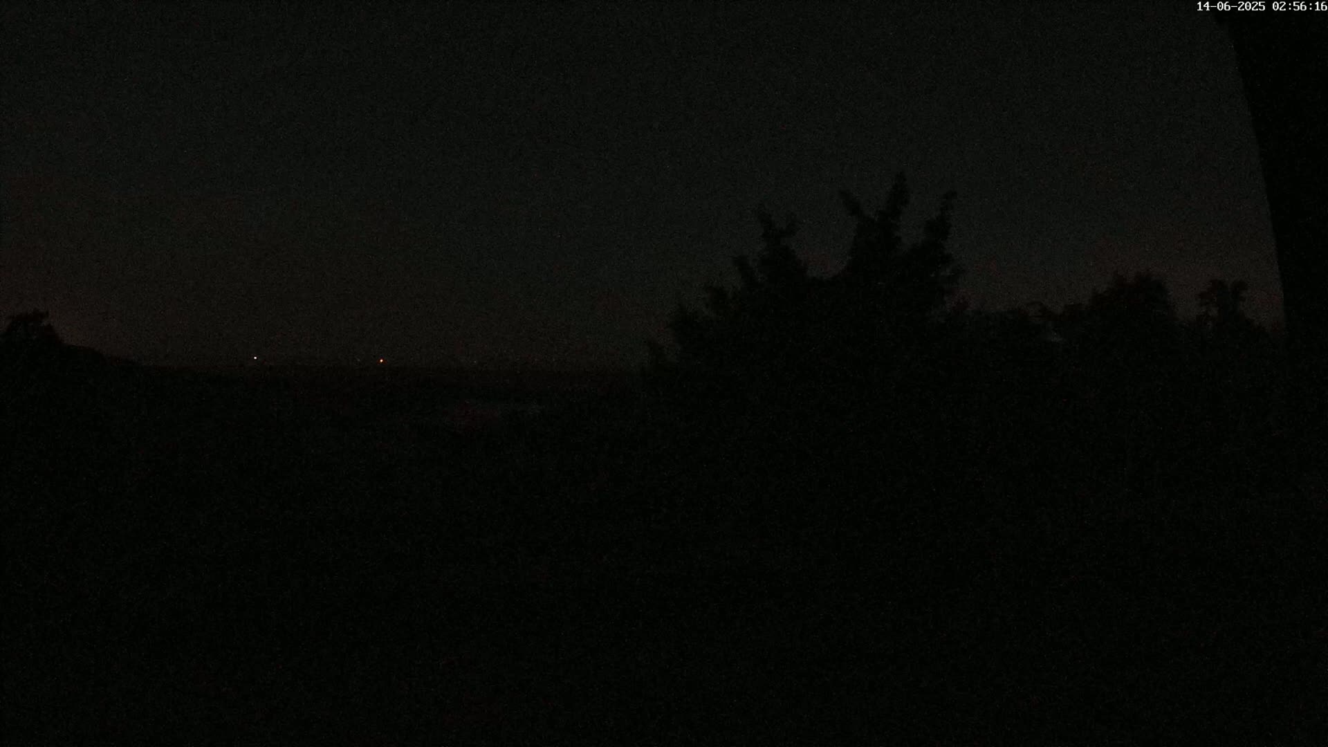 Montpincon Mountain Live Cam - Lisieux, Calvados, Normandie, France