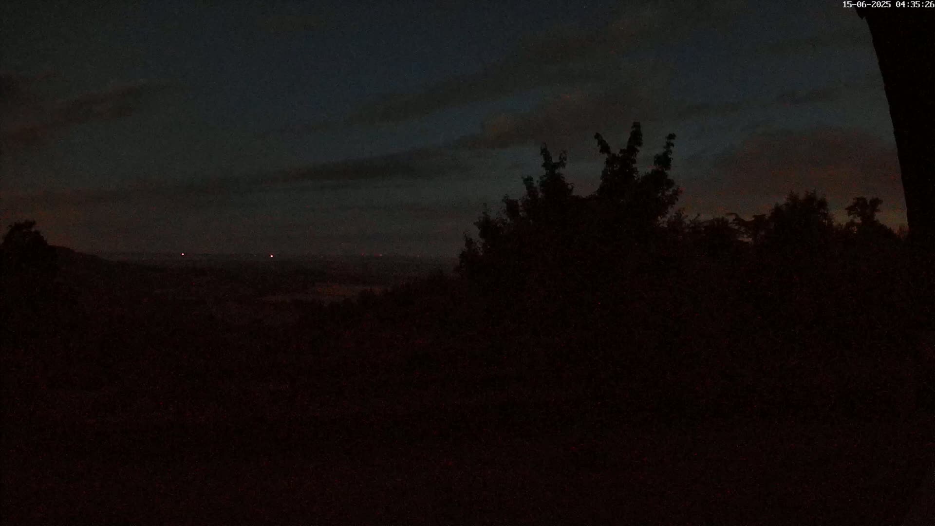 Montpincon Mountain Live Cam - Lisieux, Calvados, Normandie, France