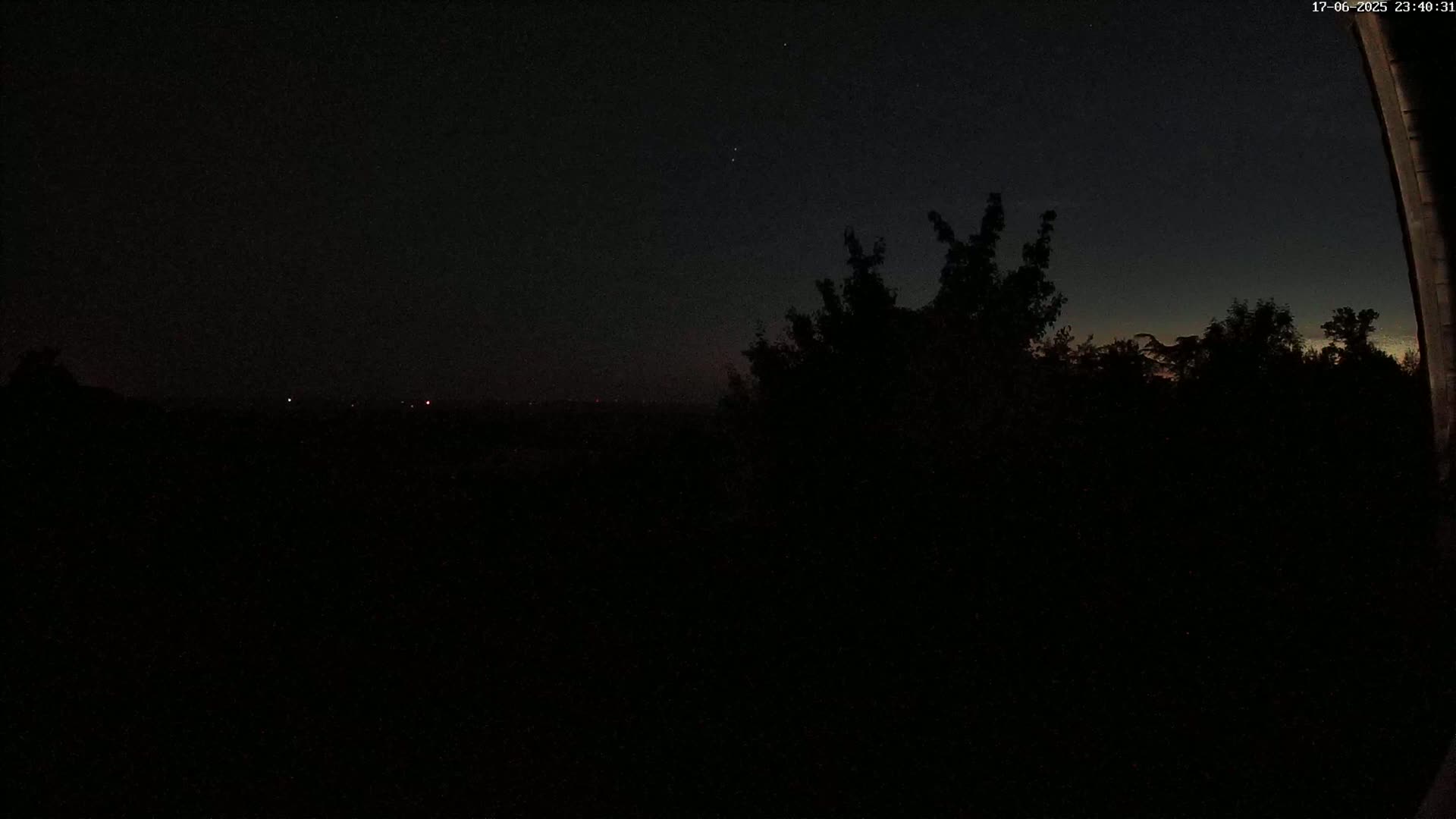 Montpincon Mountain Live Cam - Lisieux, Calvados, Normandie, France