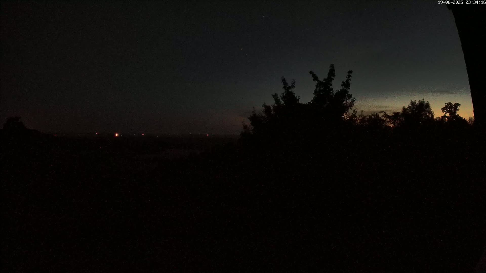 Montpincon Mountain Live Cam - Lisieux, Calvados, Normandie, France