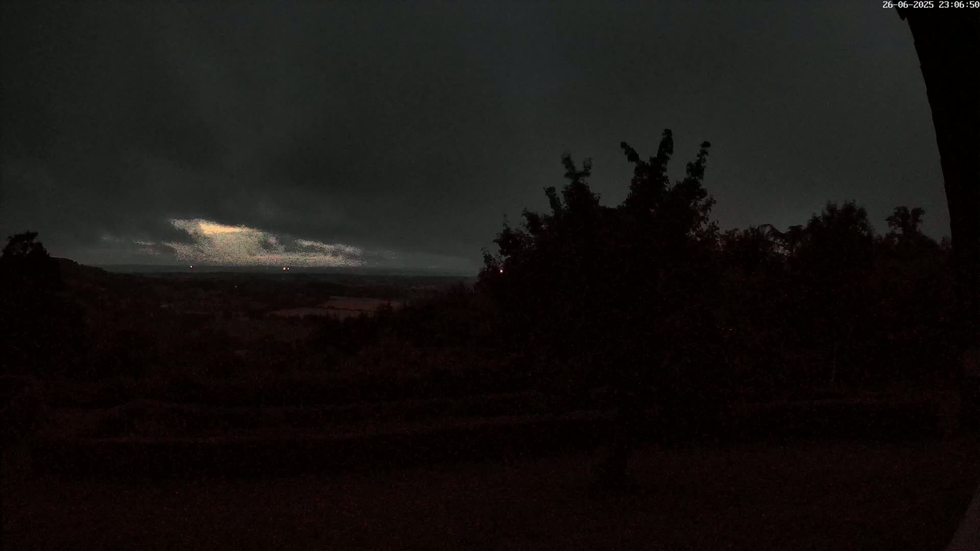 Montpincon Mountain Live Cam - Lisieux, Calvados, Normandie, France