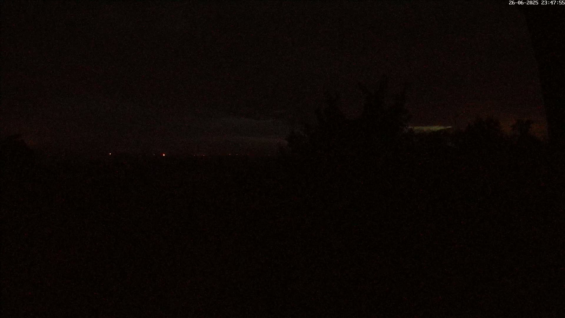 Montpincon Mountain Live Cam - Lisieux, Calvados, Normandie, France