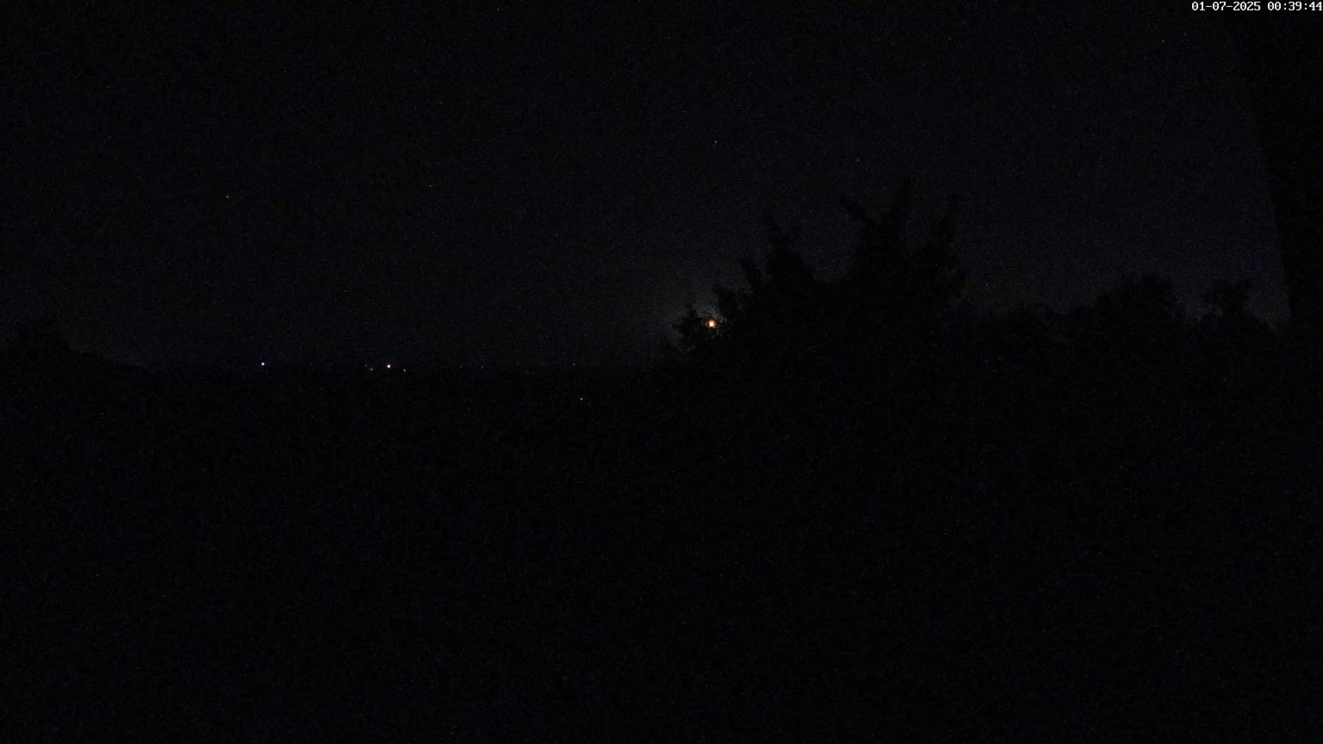 Montpincon Mountain Live Cam - Lisieux, Calvados, Normandie, France
