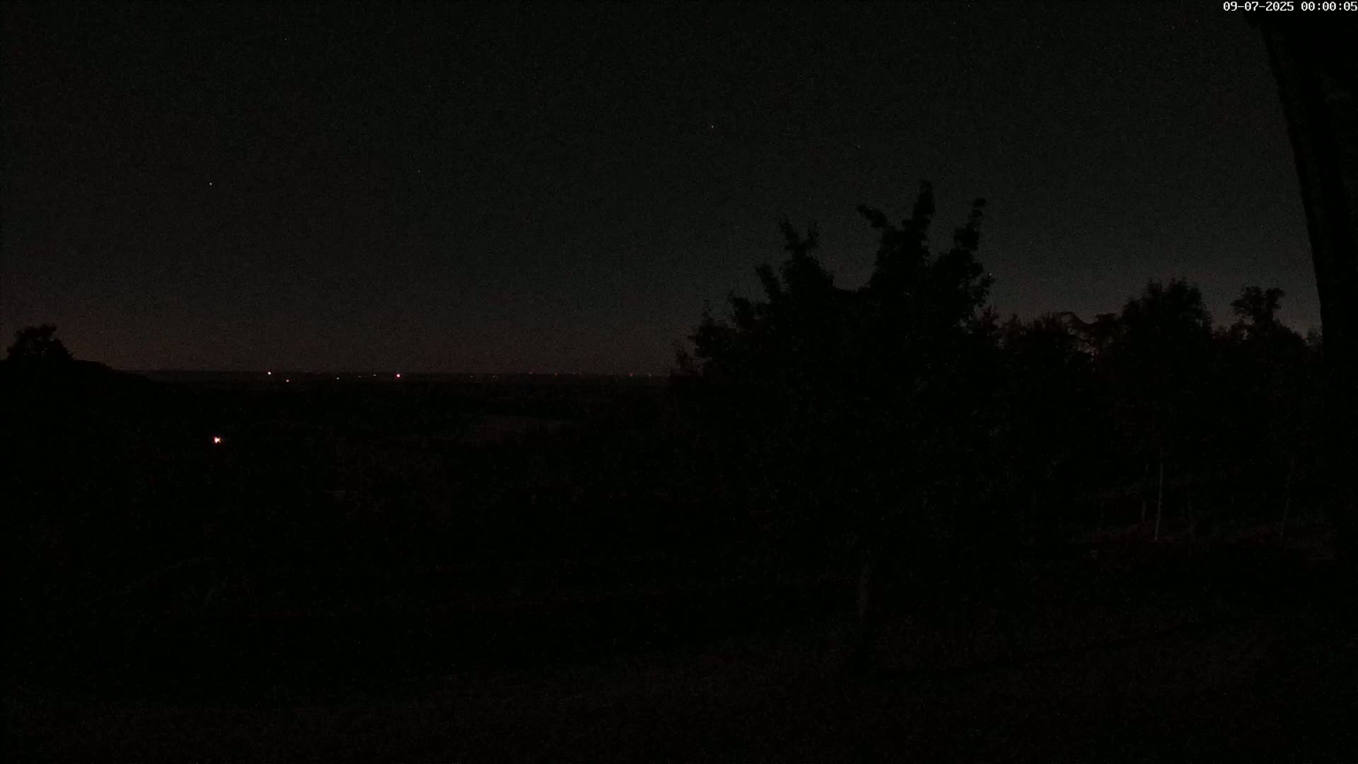 Montpincon Mountain Live Cam - Lisieux, Calvados, Normandie, France