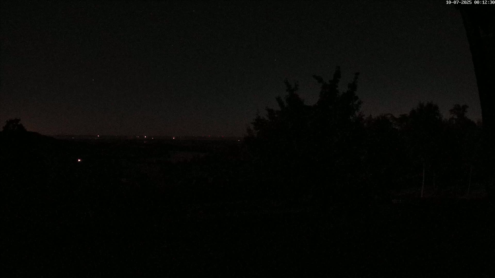 Montpincon Mountain Live Cam - Lisieux, Calvados, Normandie, France