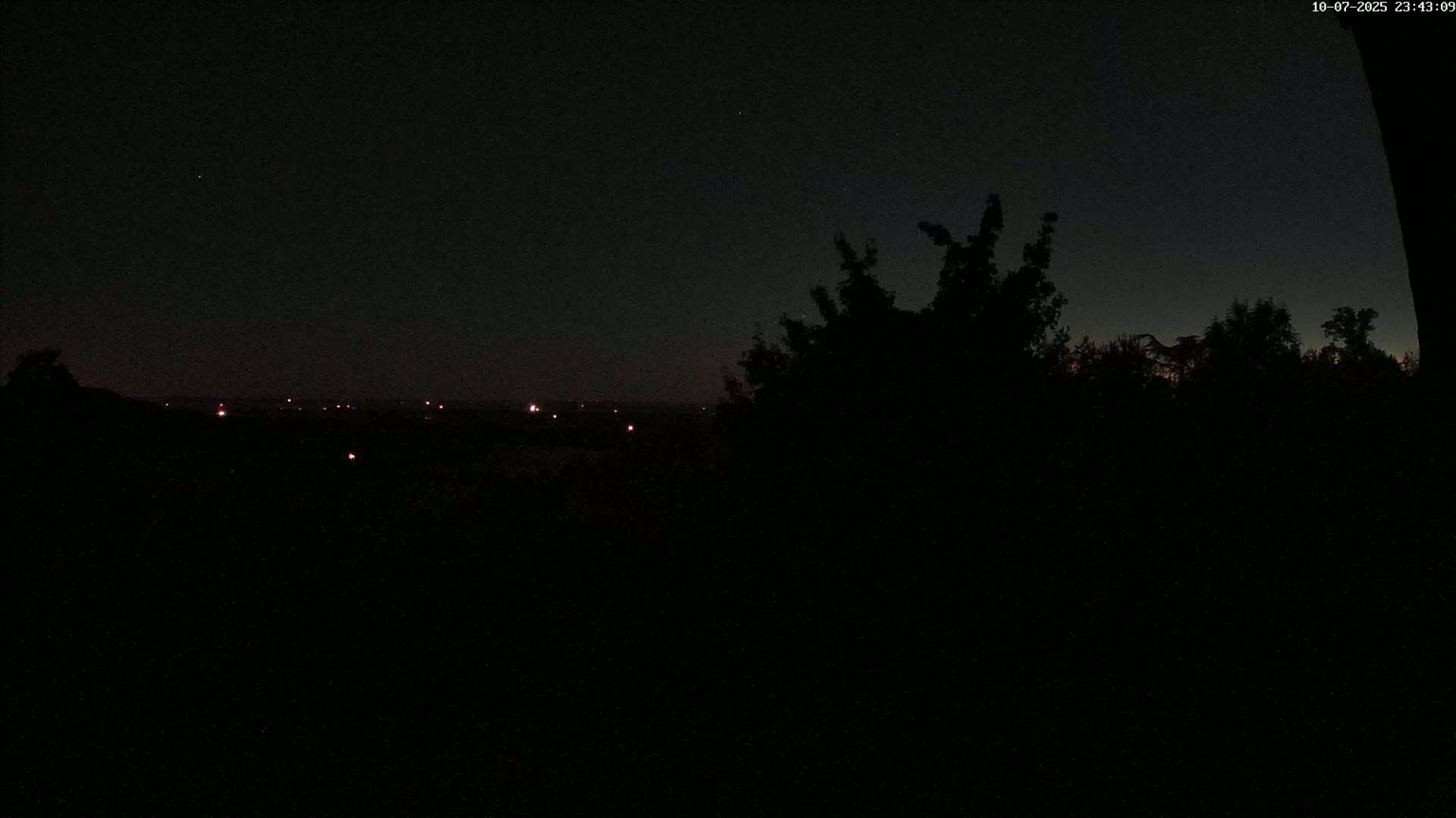 Montpincon Mountain Live Cam - Lisieux, Calvados, Normandie, France