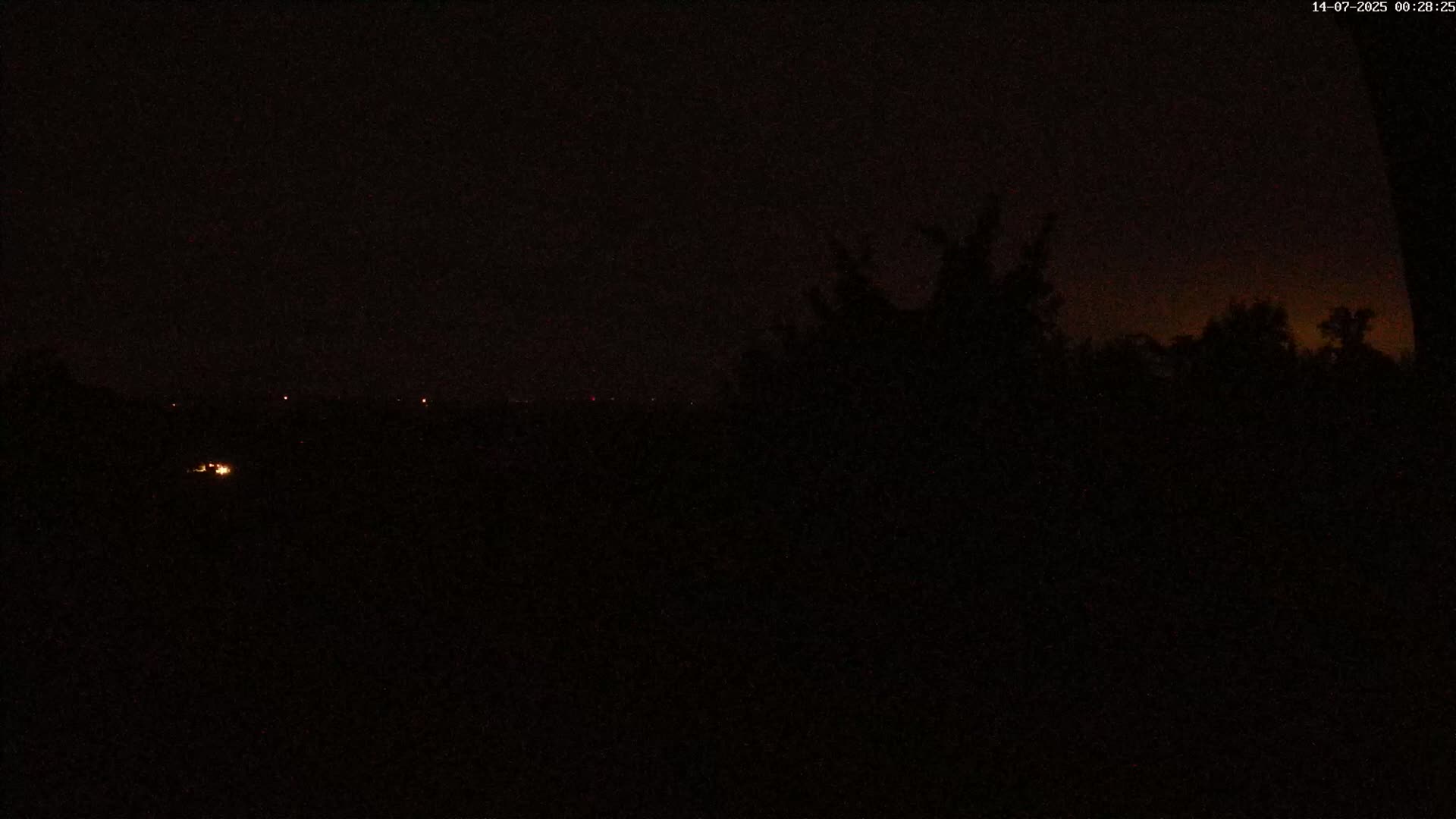 Montpincon Mountain Live Cam - Lisieux, Calvados, Normandie, France