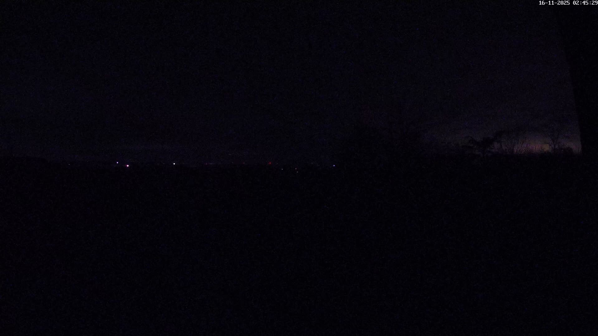 Montpincon Mountain Live Cam - Lisieux, Calvados, Normandie, France