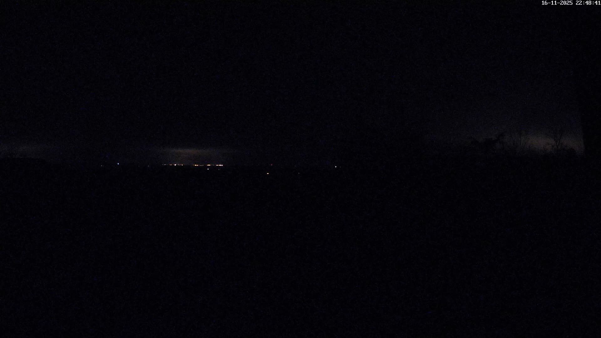 Montpincon Mountain Live Cam - Lisieux, Calvados, Normandie, France