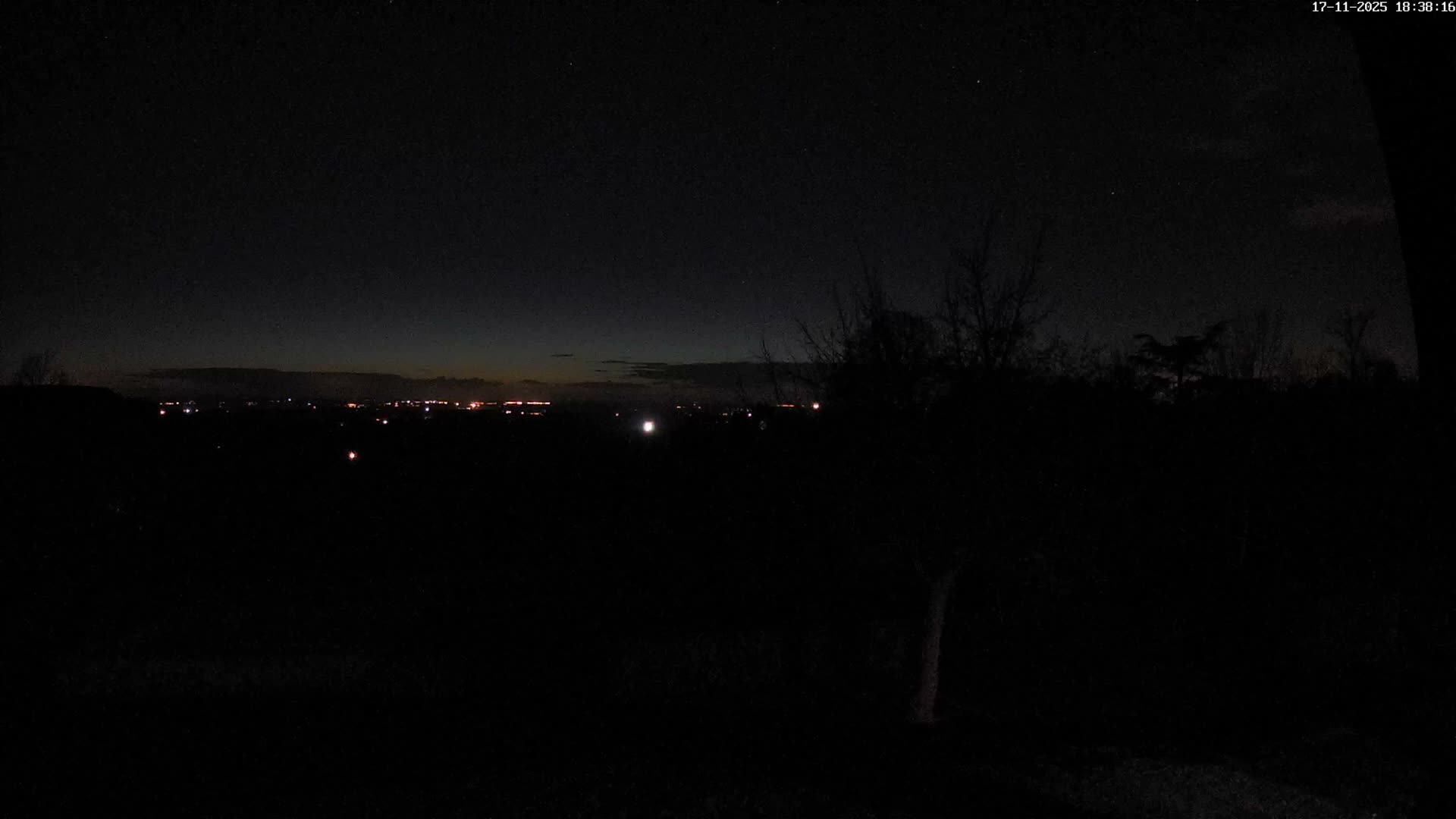 Montpincon Mountain Live Cam - Lisieux, Calvados, Normandie, France