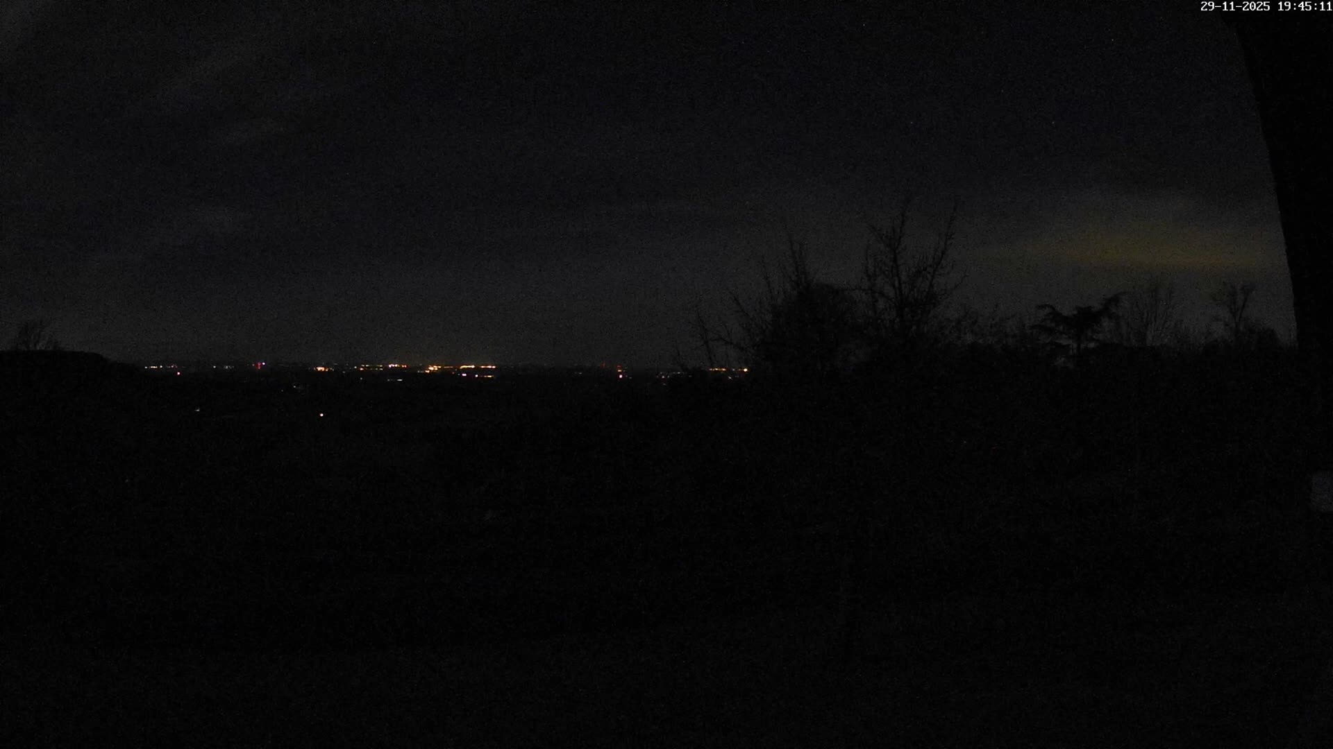 Montpincon Mountain Live Cam - Lisieux, Calvados, Normandie, France