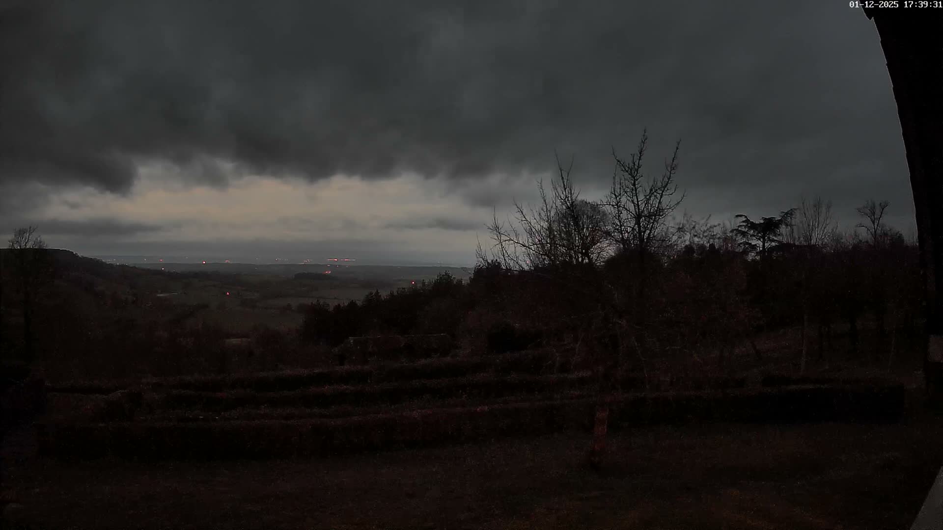 Montpincon Mountain Live Cam - Lisieux, Calvados, Normandie, France