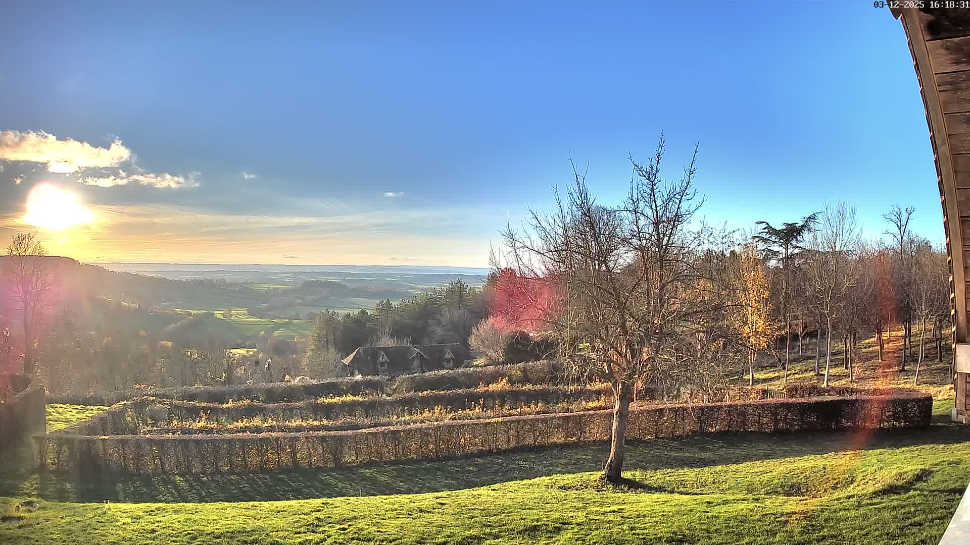 Montpincon Mountain Live Cam - Lisieux, Calvados, Normandie, France