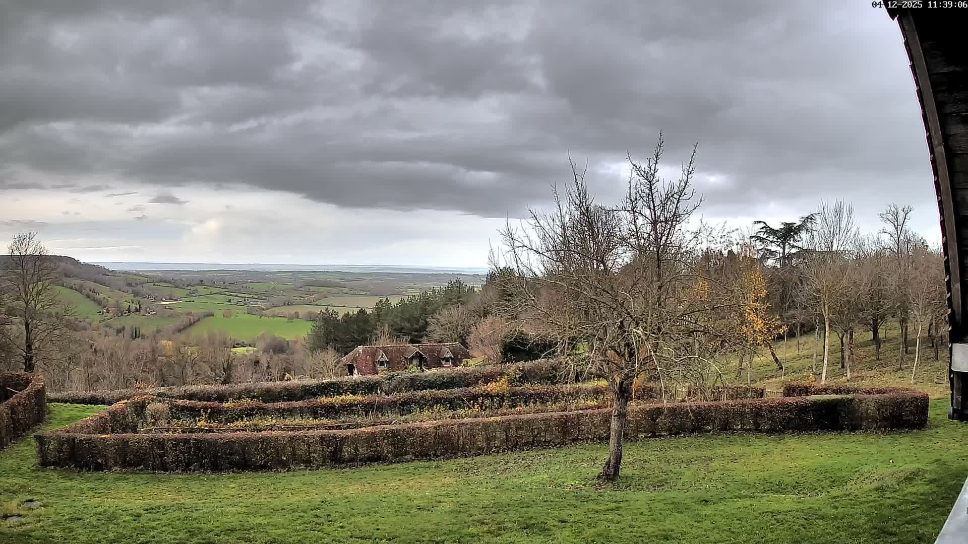 Montpincon Mountain Live Cam - Lisieux, Calvados, Normandie, France