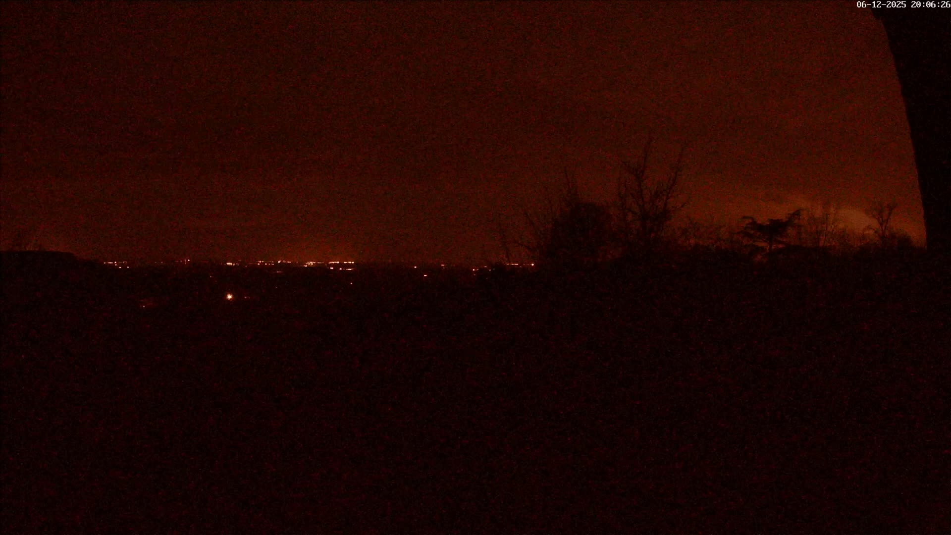 Montpincon Mountain Live Cam - Lisieux, Calvados, Normandie, France