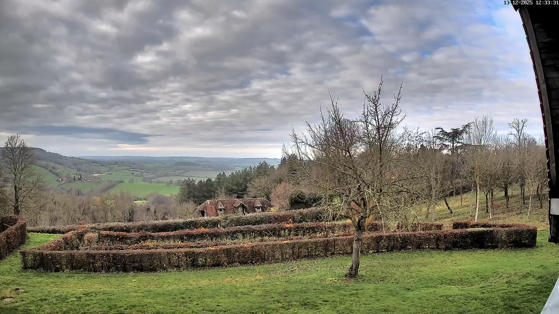 Montpincon Mountain Live Cam - Lisieux, Calvados, Normandie, France