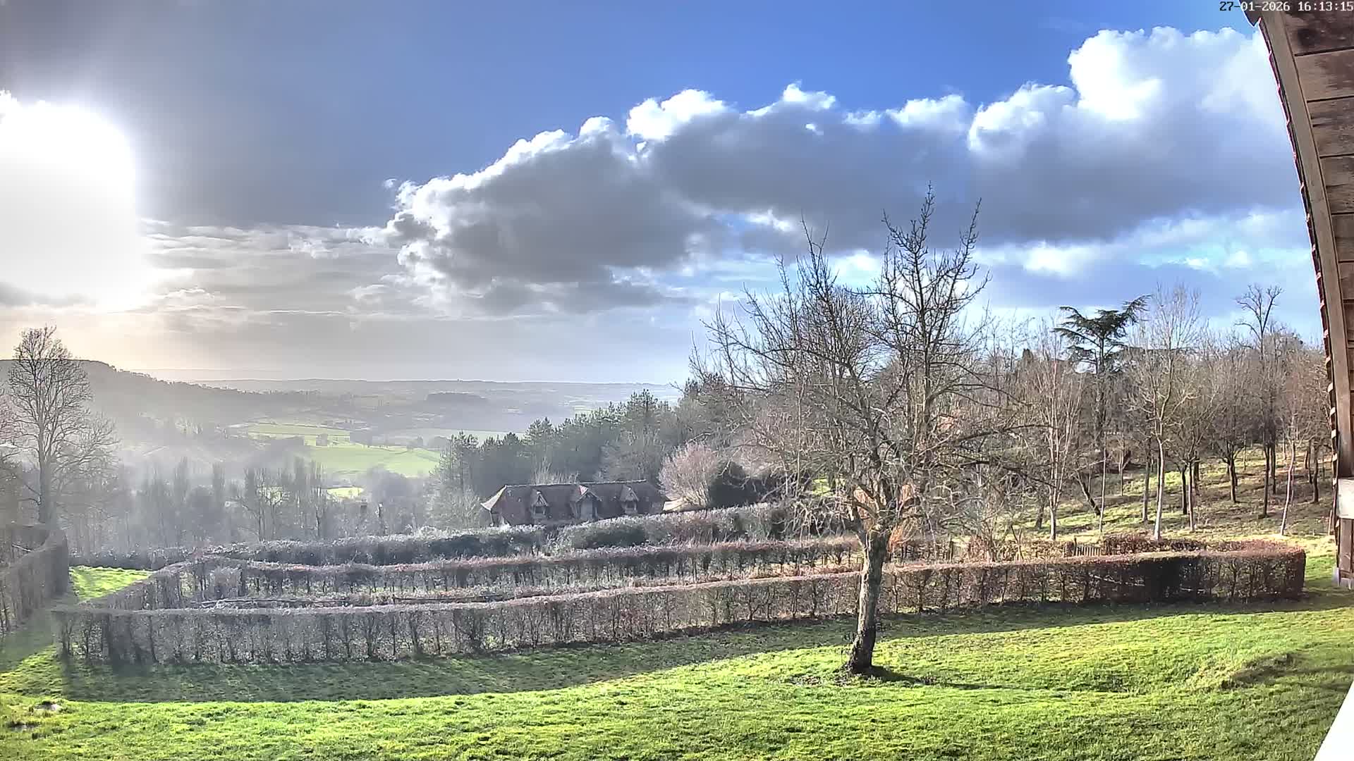 Montpincon Mountain Live Cam - Lisieux, Calvados, Normandie, France