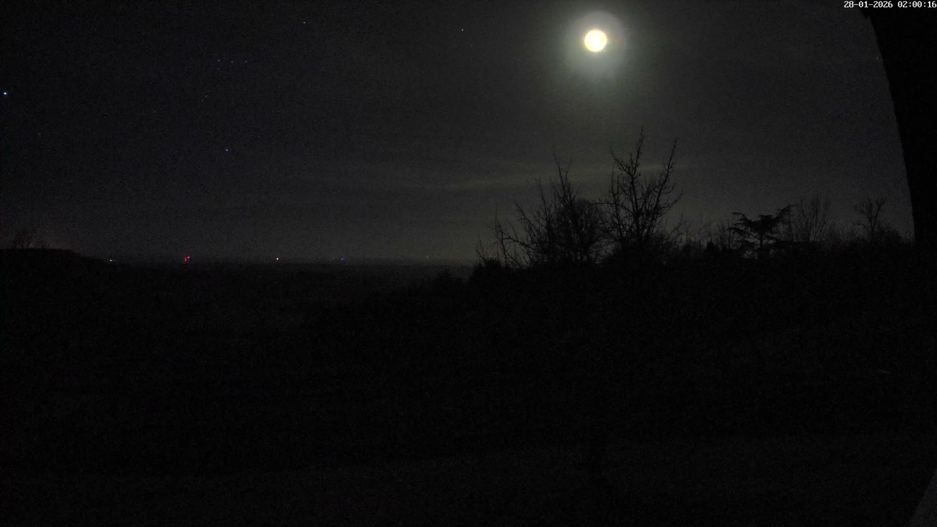 Montpincon Mountain Live Cam - Lisieux, Calvados, Normandie, France