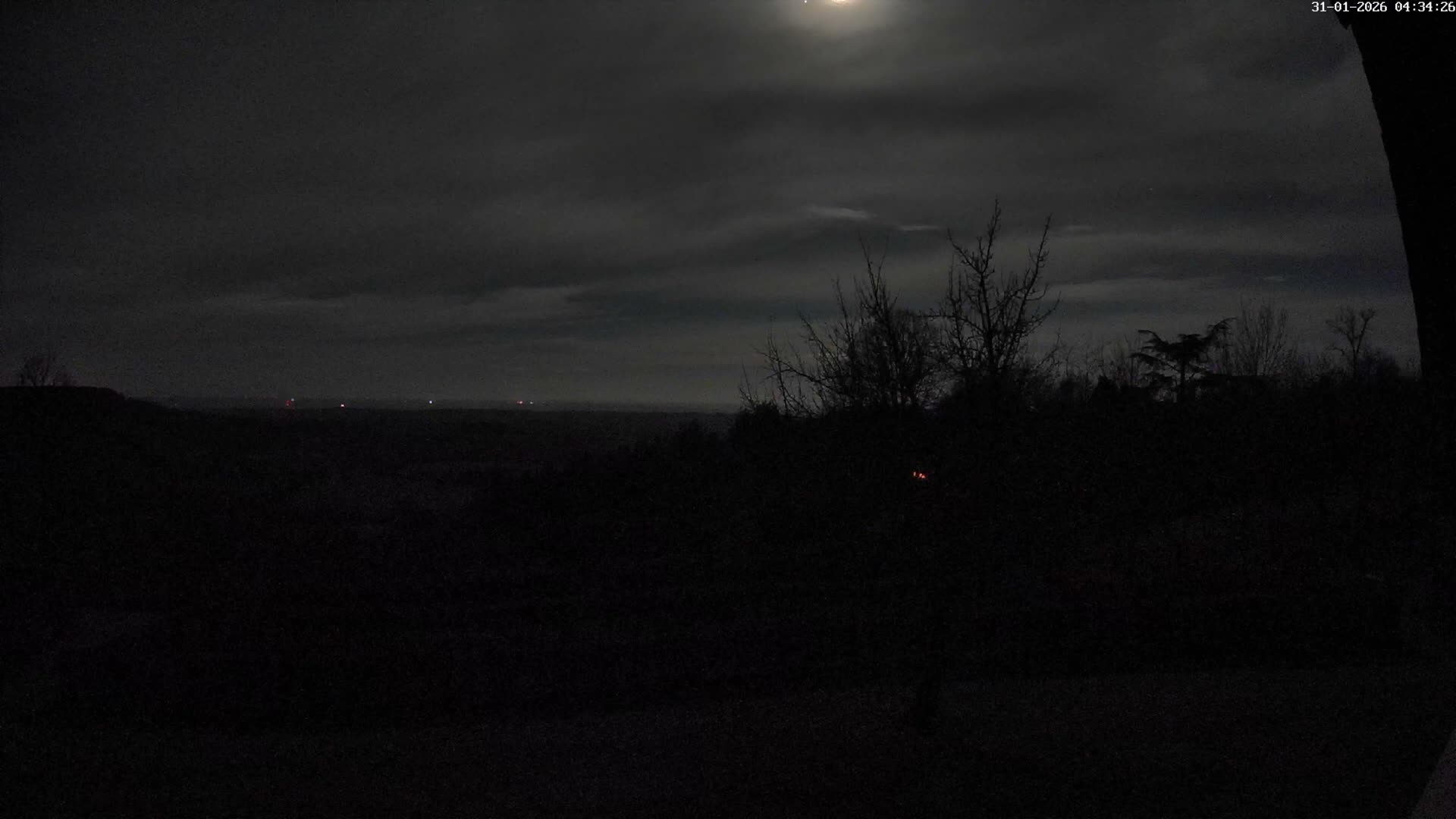 Montpincon Mountain Live Cam - Lisieux, Calvados, Normandie, France