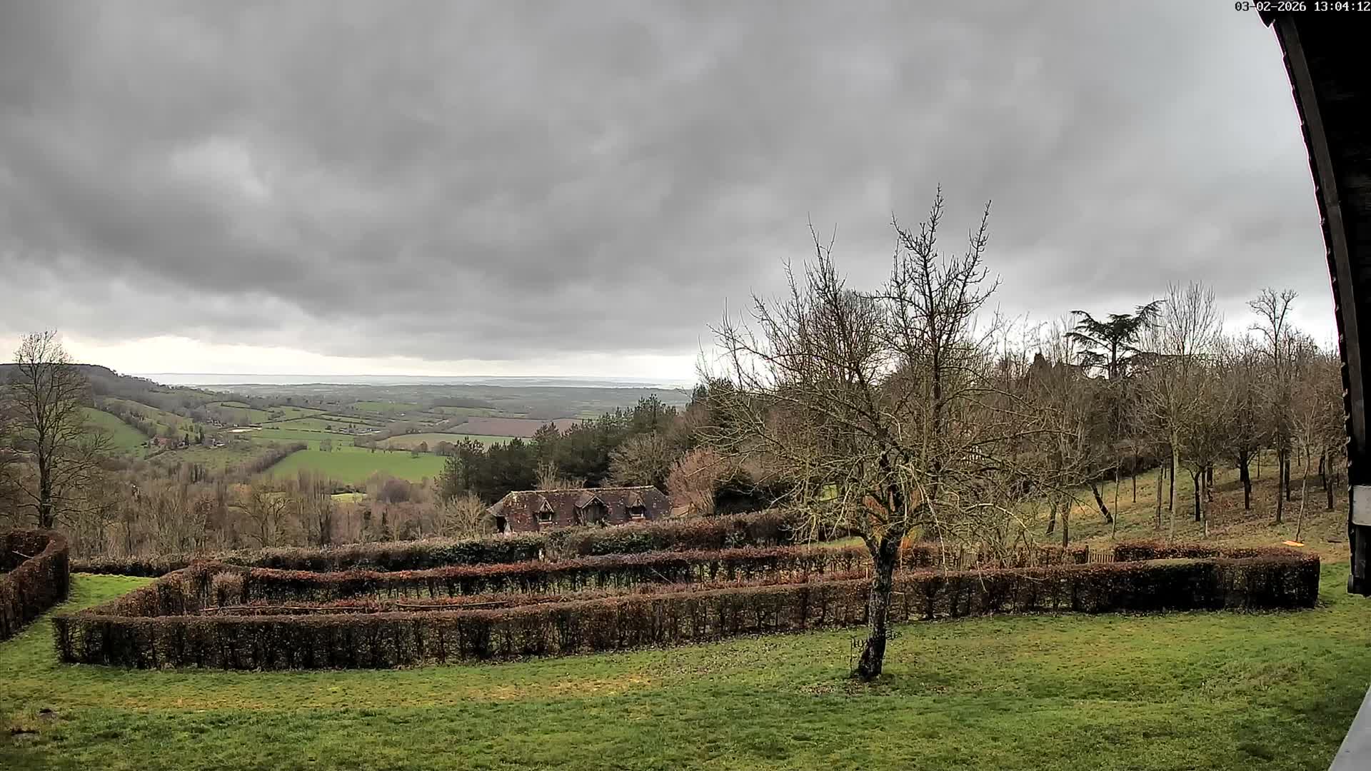Montpincon Mountain Live Cam - Lisieux, Calvados, Normandie, France