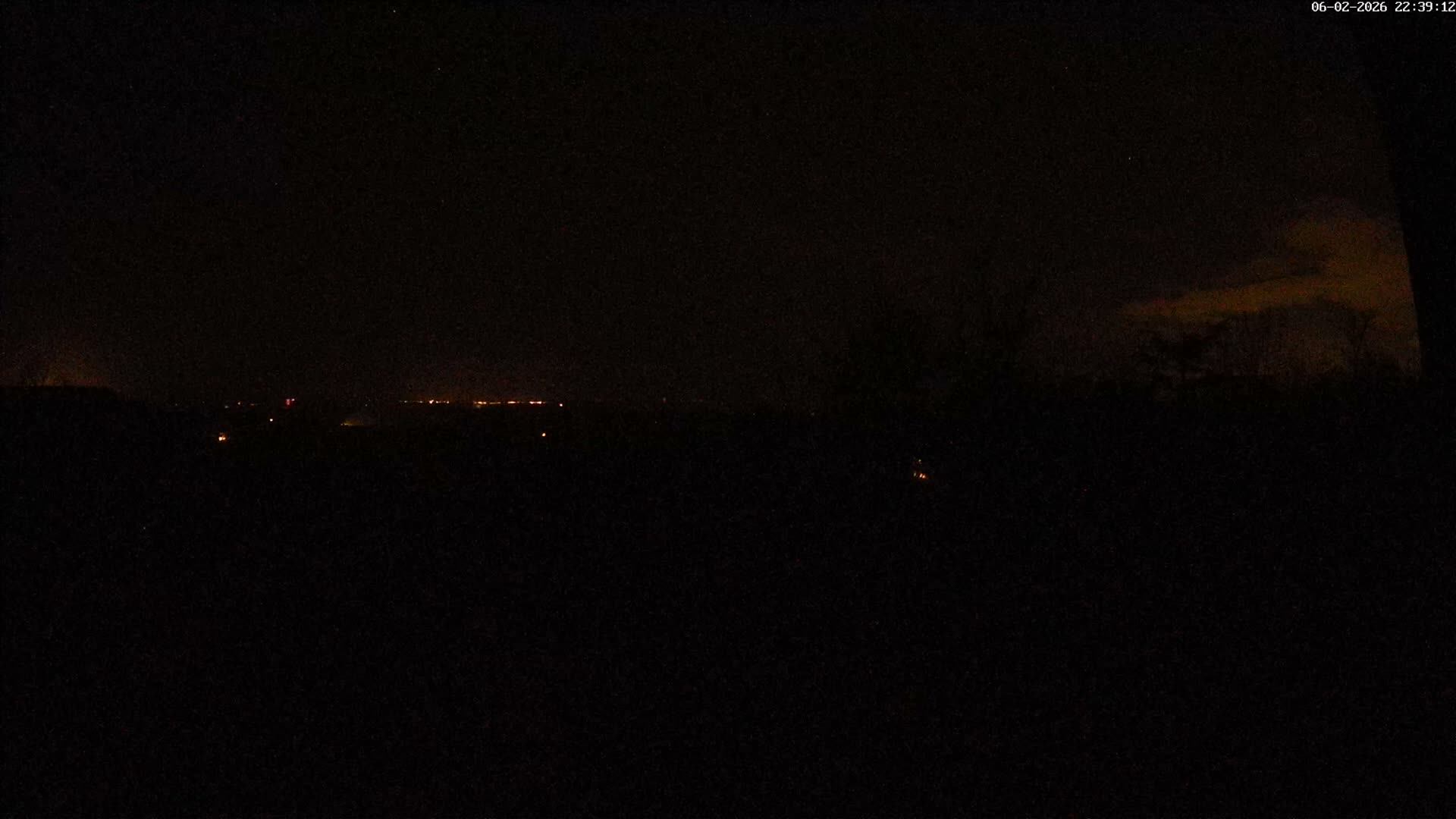 Montpincon Mountain Live Cam - Lisieux, Calvados, Normandie, France