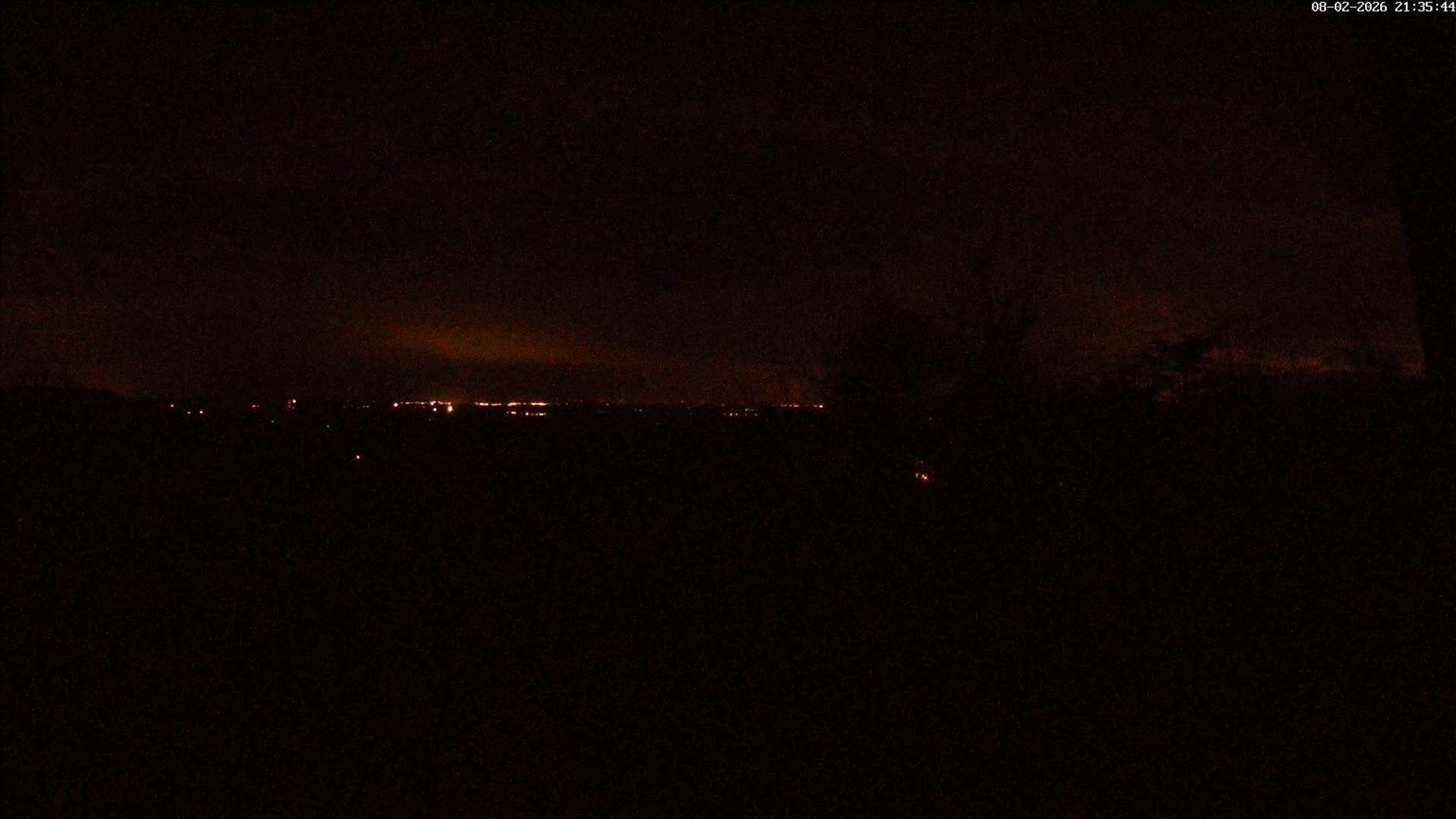 Montpincon Mountain Live Cam - Lisieux, Calvados, Normandie, France