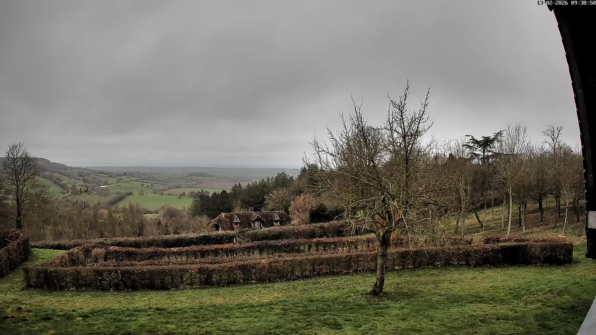 Montpincon Mountain Live Cam - Lisieux, Calvados, Normandie, France