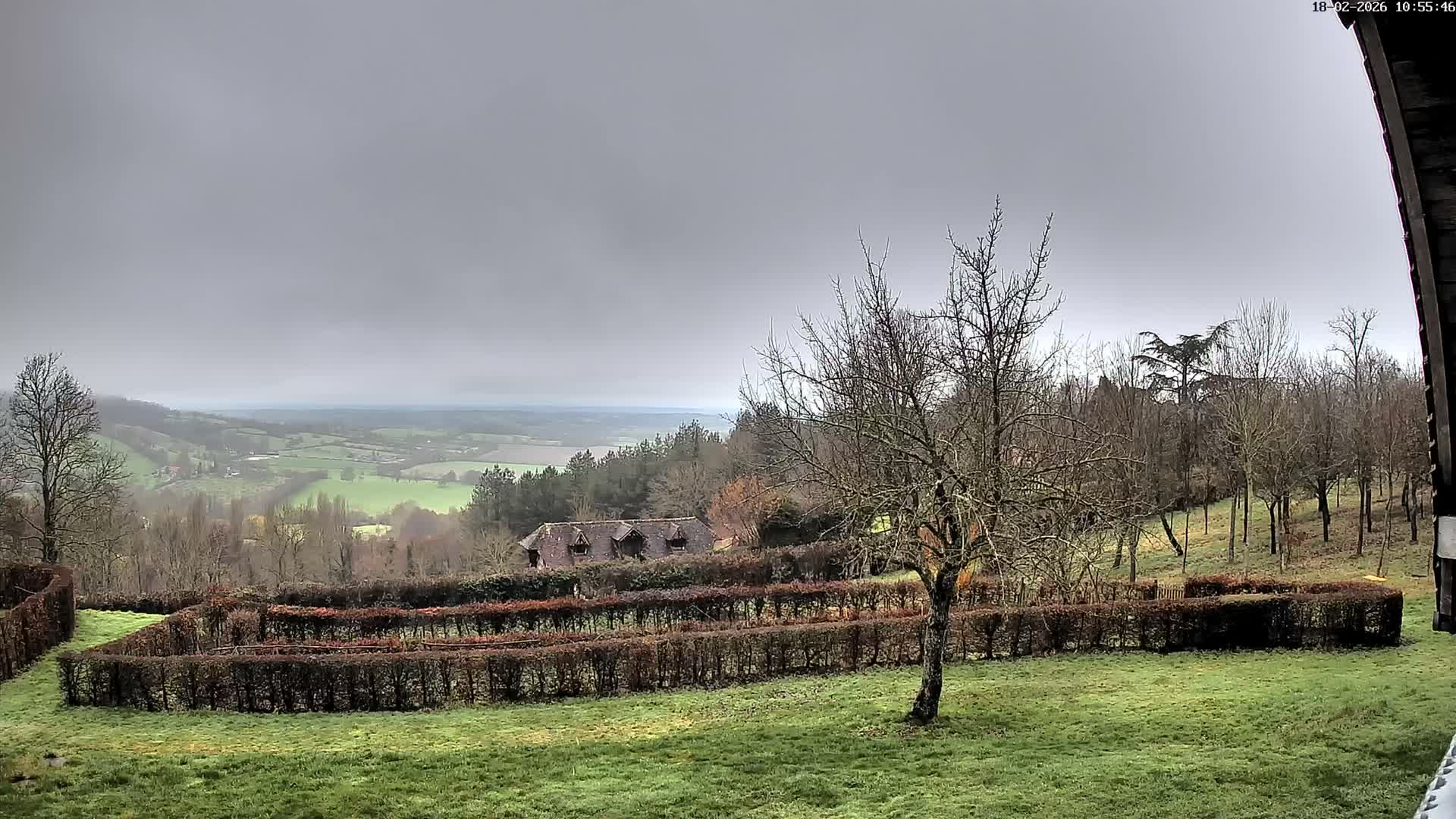 Montpincon Mountain Live Cam - Lisieux, Calvados, Normandie, France
