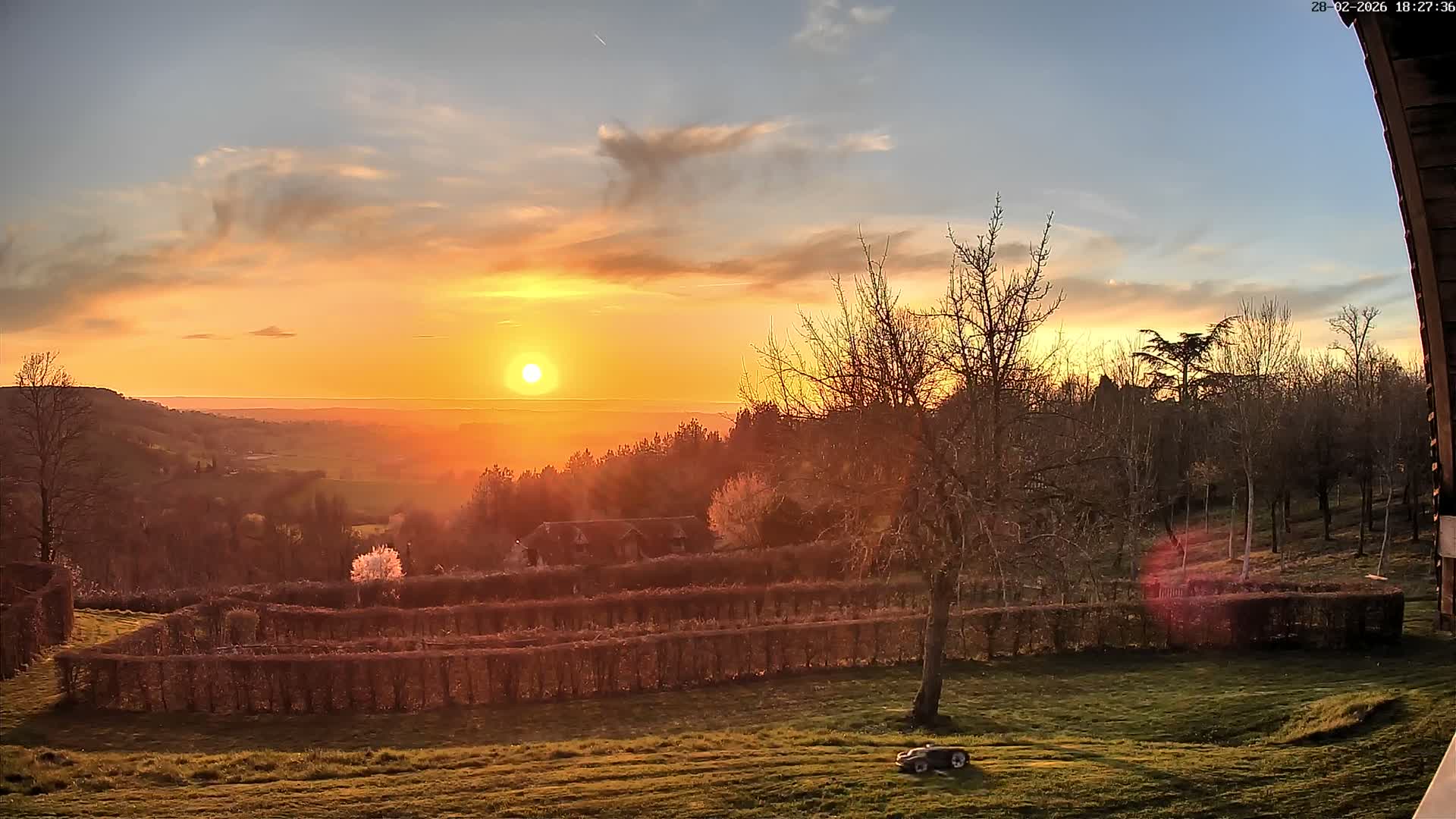 Montpincon Mountain Live Cam - Lisieux, Calvados, Normandie, France